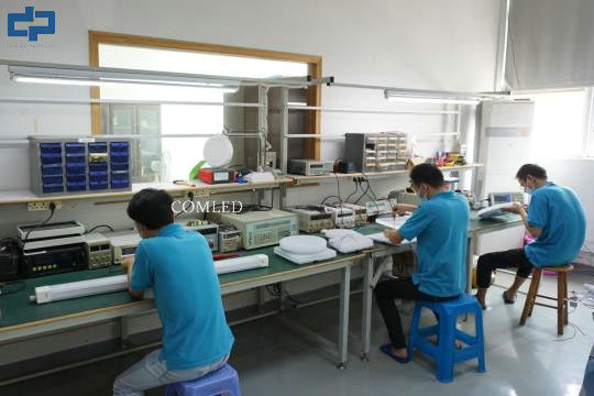 Shenzhen COMLED electronic Technology Co.,ltd manufacturer production line