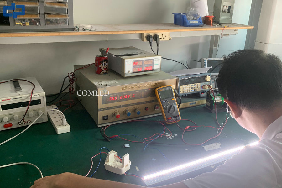 Shenzhen COMLED electronic Technology Co.,ltd manufacturer production line